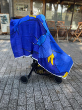 Load image into Gallery viewer, (RAROTONGA STOCK) PolySwaddle - Blue Bununus